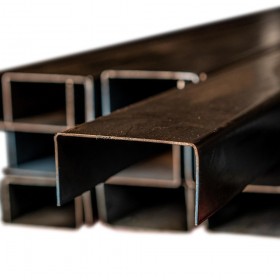 CANAL 100 X 50 X 2 MM X 6 M FE NEGRO