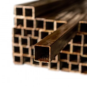 CUADRADO 30 X 30 X 1.5 MM X 6M ASTM A500